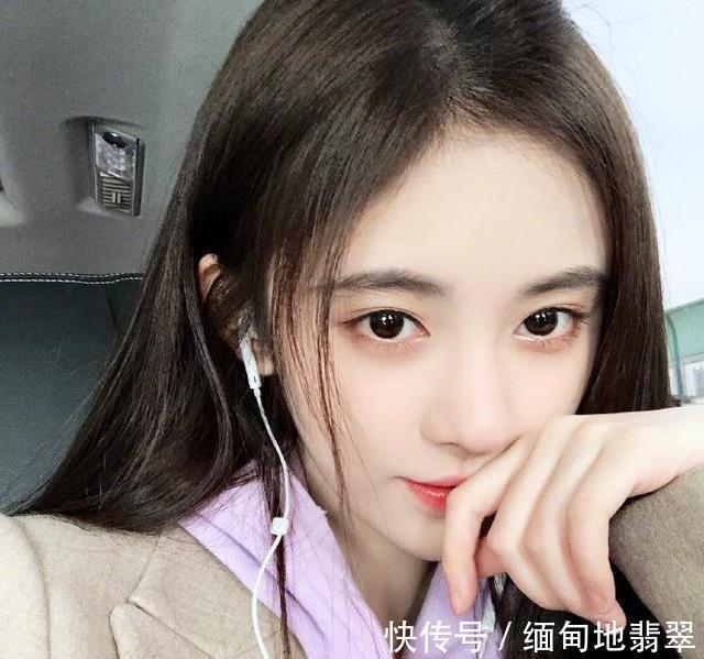 漂亮|聪明的女生才知道:上班尽量化“淡妆”,教你正确步骤,简单漂亮