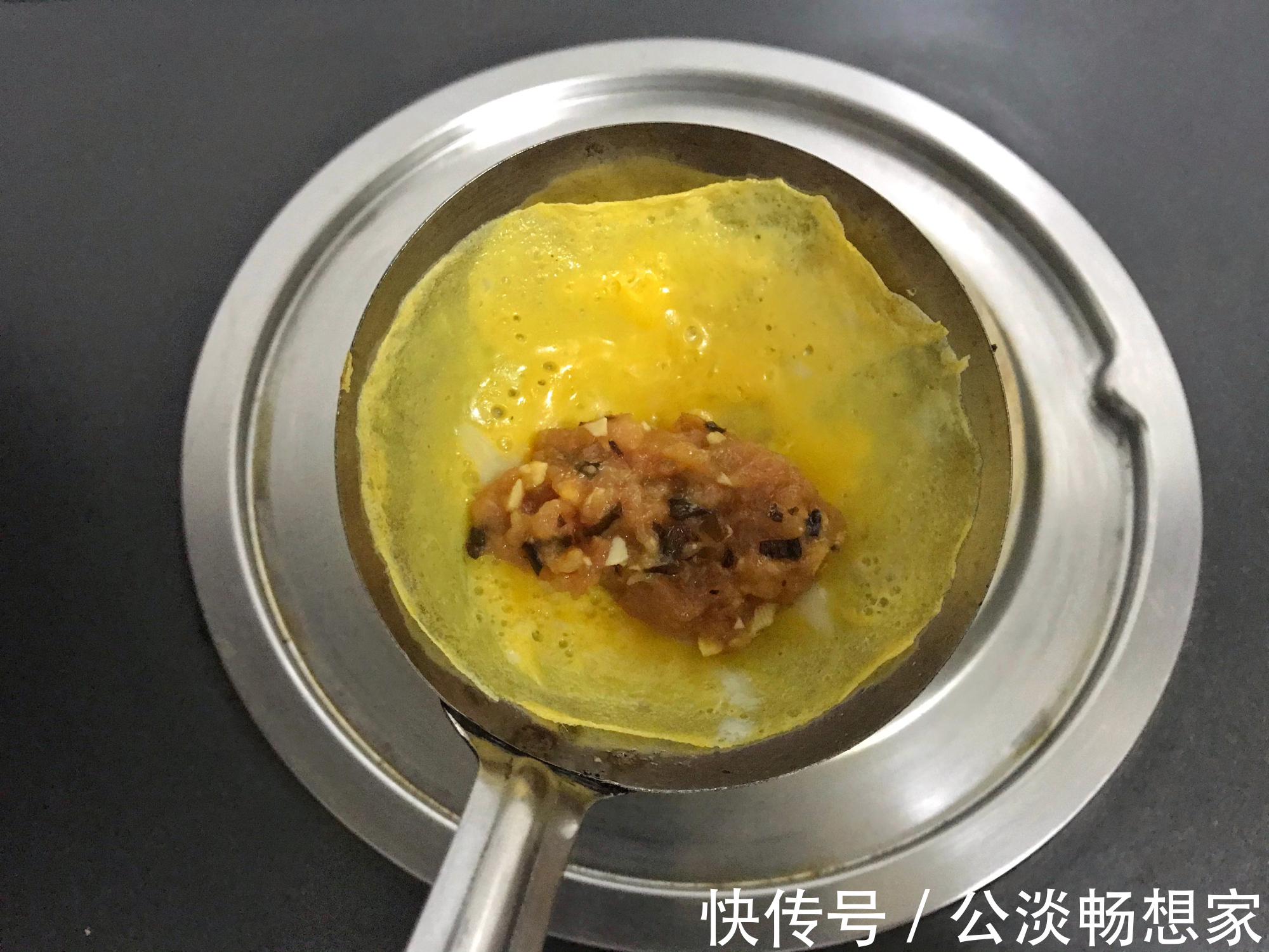 手艺|做蛋饺用鸡蛋还是用鸭蛋老爸不外传的手艺，蛋饺耐煮不破有窍门