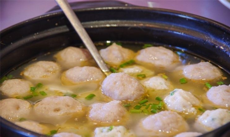  游客最爱的“石城肉丸”，润滑鲜嫩，风味美食，能提高身体免疫