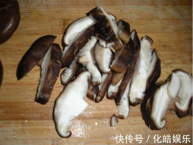 胆固醇|秋天的“千金菜”，降三高护心脏，搭配3种食材秒变“长寿药”