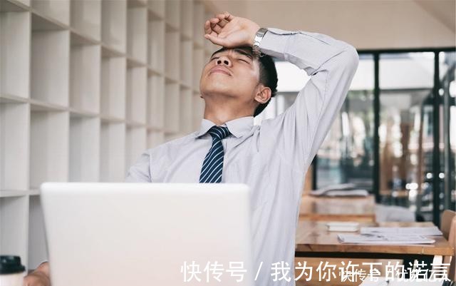 白粥|若想稳定血糖,除了不吃“甜食”,3物请撤下饭桌,忍住就是赢