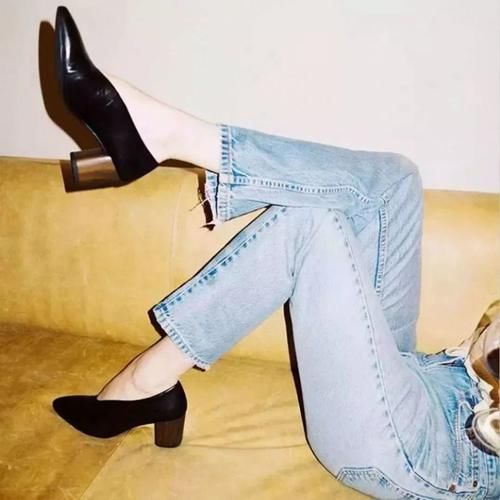 denim|这双“丑”鞋子怎么又火了，时尚达人爱得不行，而且越看越好看！