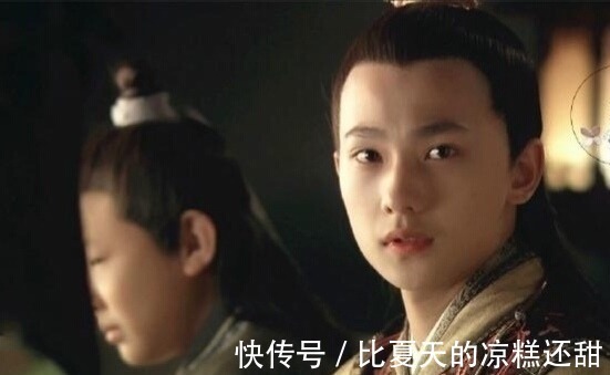 秦可卿$贾宝玉屋里午睡,秦可卿为何在屋外看猫狗打架有2个重要暗示