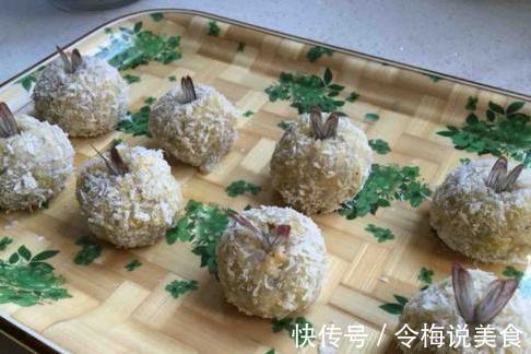 孩子不喜欢吃大虾，妈妈们还在犯愁，做成土豆泥虾球试一试