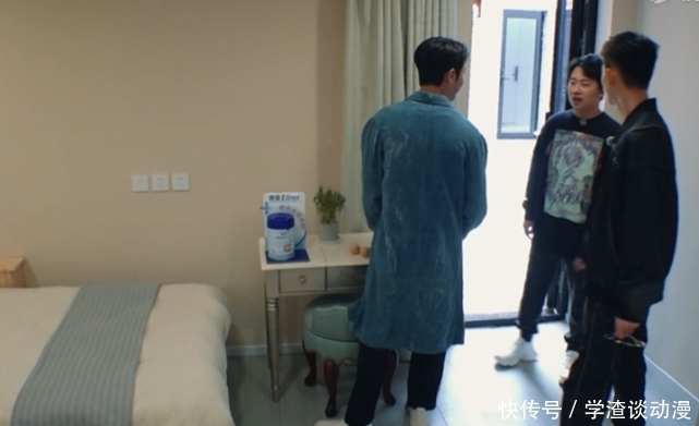 五十公里桃花坞 《桃花坞》郭麒麟人缘成迷,受姐姐喜爱,却没有室友选择他