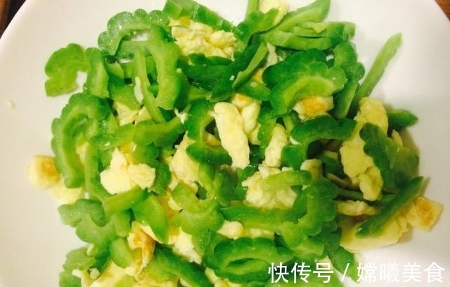 小厨|别只会苦瓜炒蛋了,炒的时候加点它,味道非常少见,几乎没人尝过
