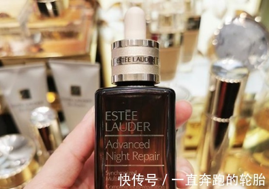 精华 女生到了一定年龄,这些抗老护肤品吃土也要用,显年轻不止一点点!