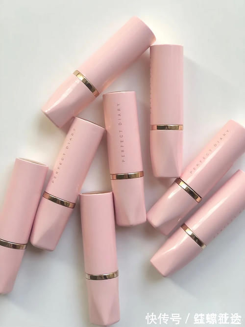 光泽感|成熟优雅女人的“最致命”,这5支气质口红,又美又有品位