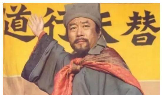 好汉&梁山上有位好汉,其实是“朝廷内奸”,施耐庵在取名时就已经暗示