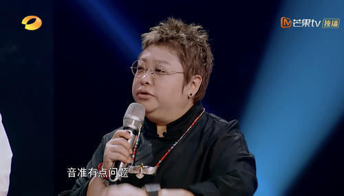 本季|单依纯曾败给本季《好声音》某20强学员,再次相遇,终于一雪前耻