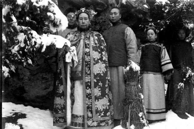 美国|史上最超清的慈禧太后照片,一直藏在美国档案馆,如今才得见天颜