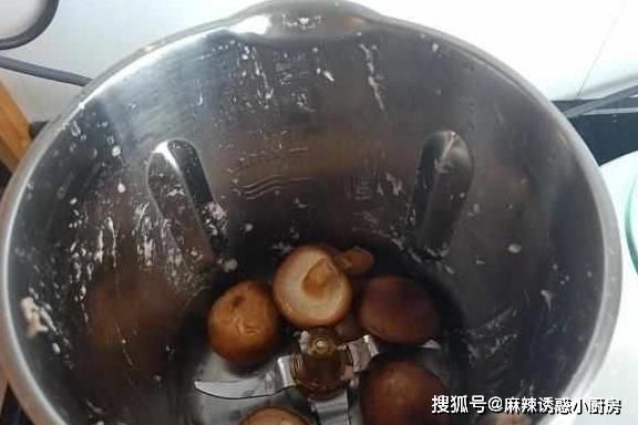 格瑞美厨|秋天养生多吃蒸菜,这个蒸菜最简单,最鲜美,好吃到停不下来