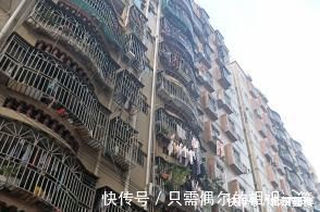 地价|再见了房东或许再也不见,一个月收我1300块钱房租,我交不起