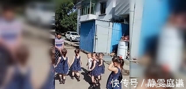 宝贝们|自从有了五胞胎孙女,奶奶每天在家都是这个样子,看了别笑