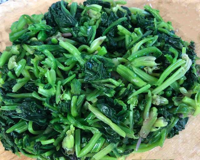 天然“褪黑素”被发现,每周吃1次,皮肤水灵,告别黑眼圈!