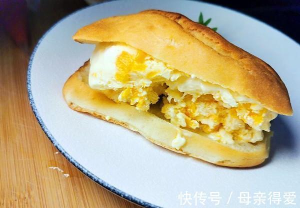 柠檬汁|空心泡芙，填入芒果冰淇淋，果酸成了甜蜜的幸福桥梁