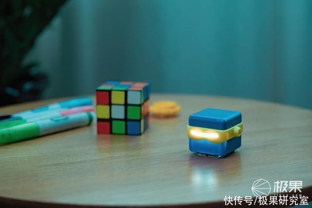 朋友|阿尔法蛋干货分享:孩子的玩伴和老师，“涂涂画画”就能学编程