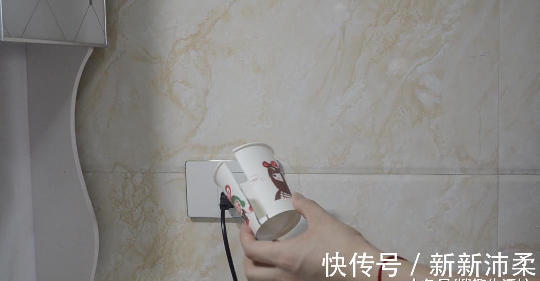 用处|一次性纸杯别扔了, 剪几刀, 粘在卫生间里有大用处, 人人见了都夸好