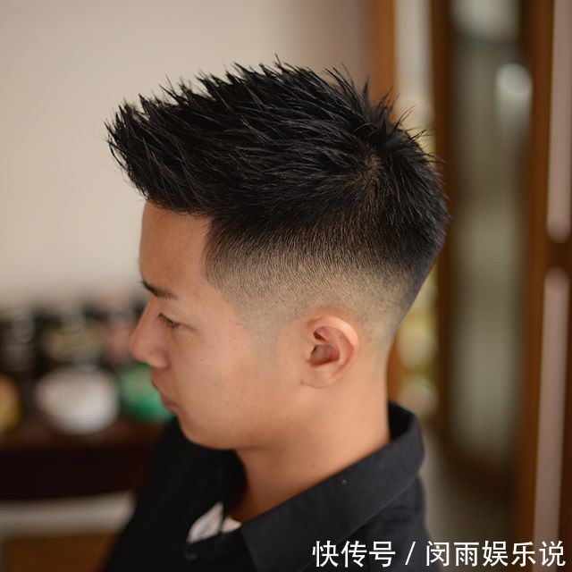 男人40岁再烫锡纸烫就过时了,不如看看这10几款,又帅又精神