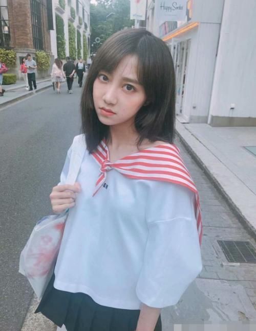 难怪都想参加选秀SNH48成员现状太唏嘘,鞠婧祎黄婷婷退团,她被雪藏