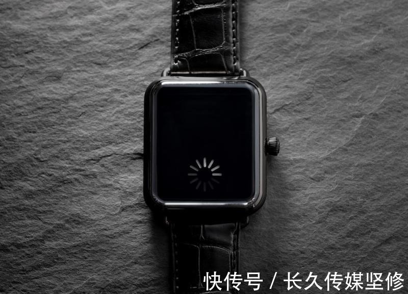 机芯$这场纯黑的时间游戏,科技是它的“敲门砖”