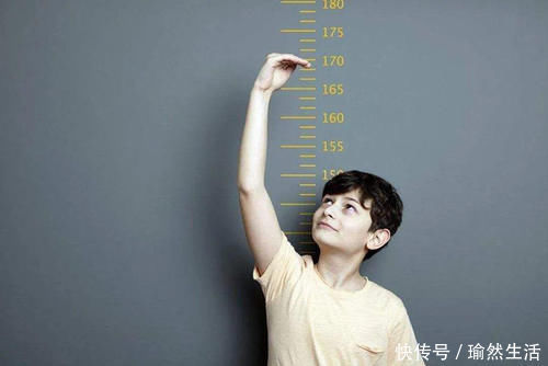 身高速度|当孩子出现这3个信号，说明长身高进入倒计时，早发现早“冲刺”