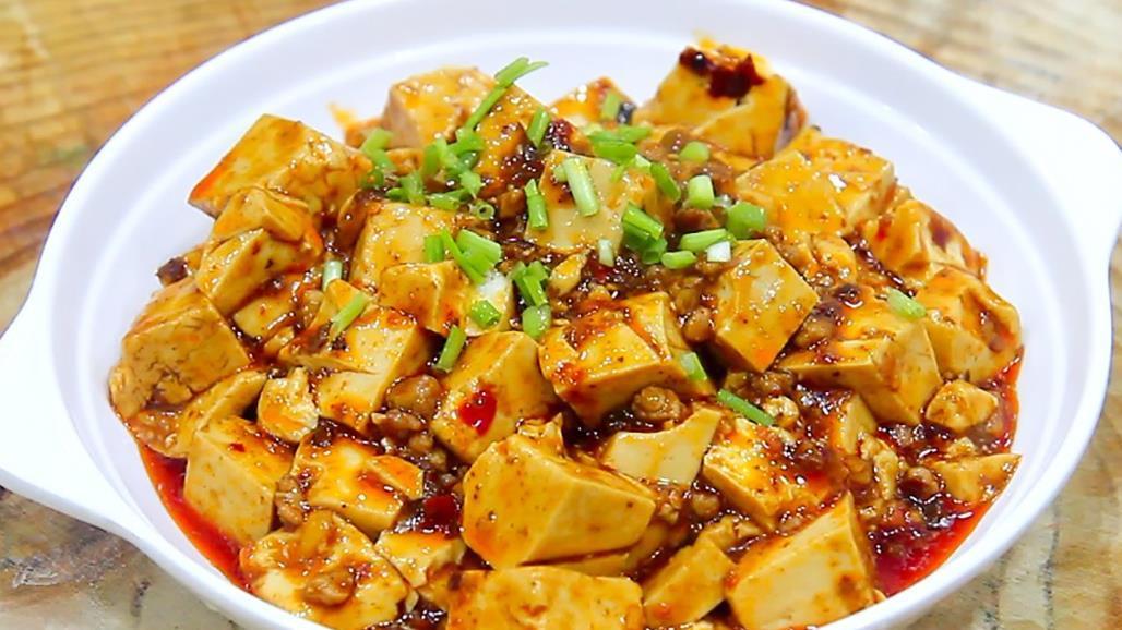麻辣|想吃“麻婆豆腐”自己在家做，麻辣鲜嫩，传统老味道，拌饭一绝