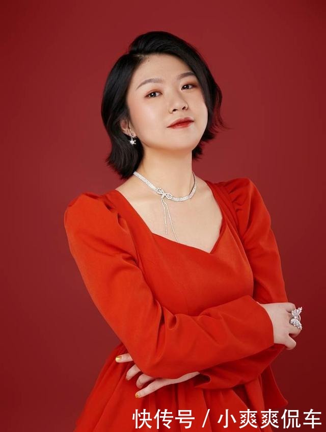 炫耀|对话“凡尔赛文学”博主蒙淇淇我有通过夸张炫耀打造人设,连中产都算不上