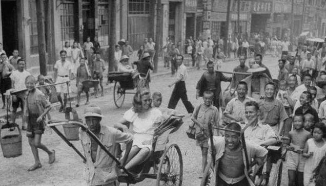 首个普及义务教育的人,终身不纳一妾,不认慈禧当干娘