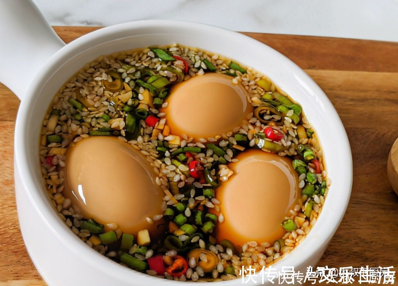 蛋黄|水煮蛋吃腻了？大叔教你韩国麻药鸡蛋，香气浓郁，叫人愈吃愈上瘾