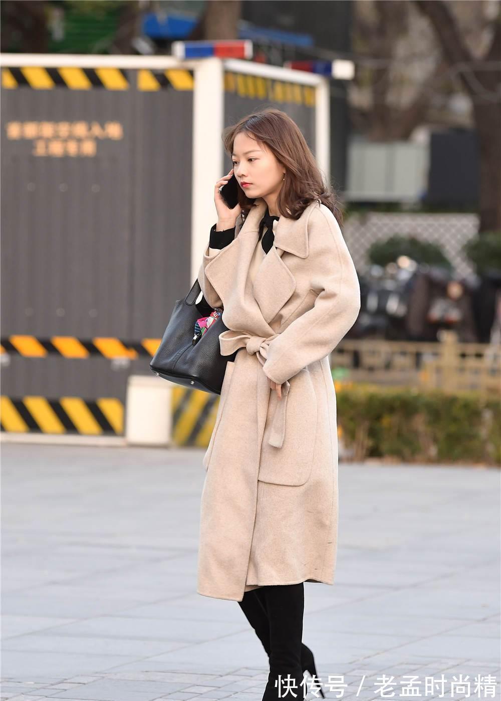 大衣|米色搭配, 搭配细高跟过膝长靴, 秋冬季节的搭配也很简单