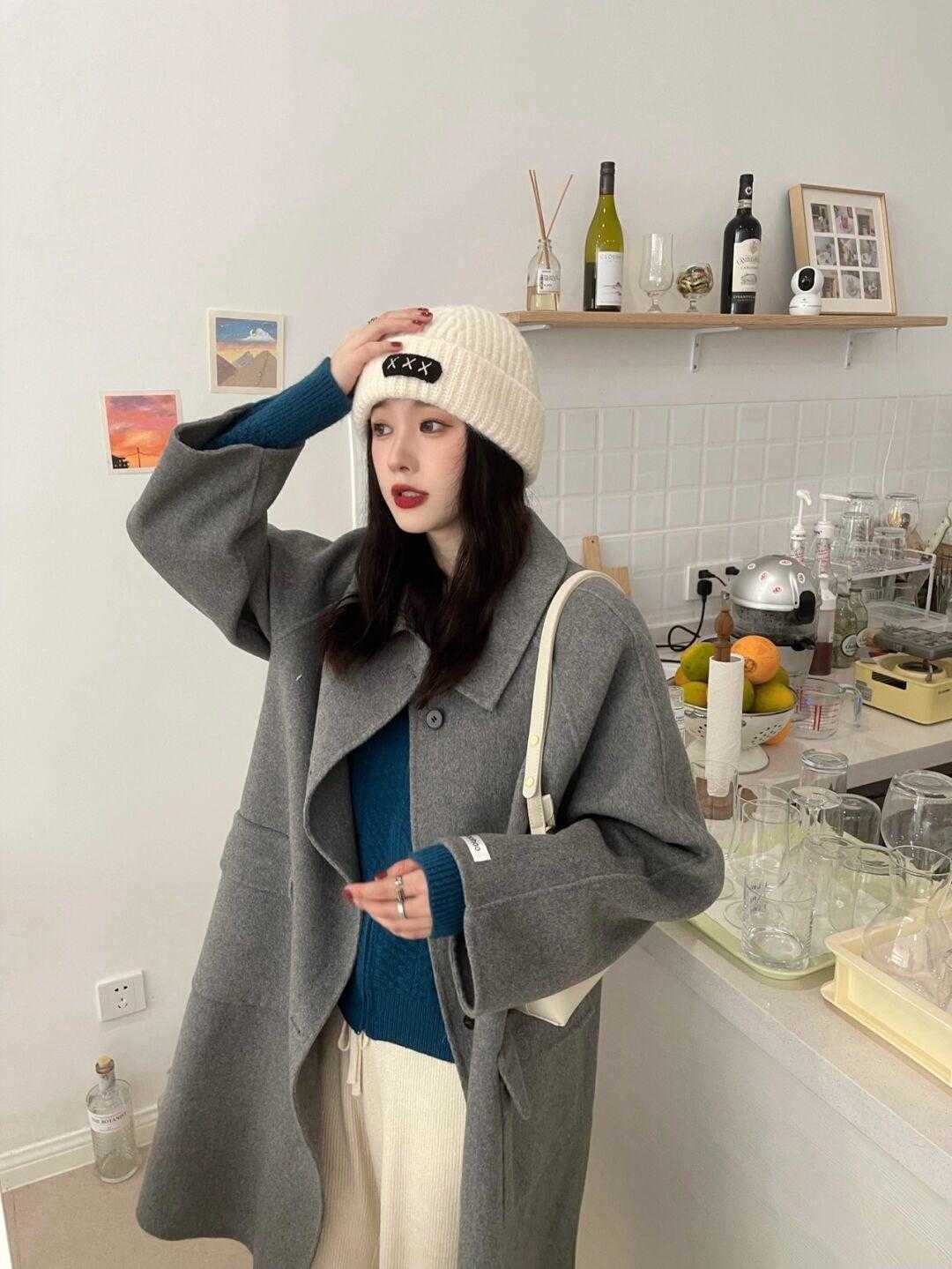 经典色 高级灰如何穿搭更显高级,这几款大衣别错过了,洋气精致又显气质