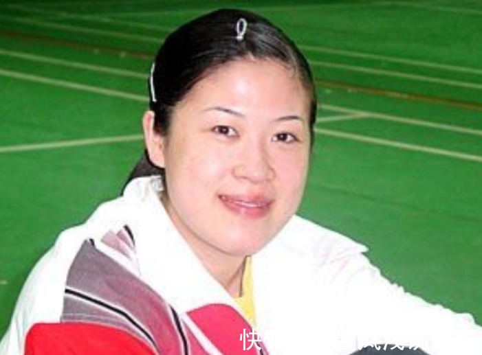 富豪|她拿到14个世界冠军,与前男友分手后嫁给富豪,如今儿女颜值高