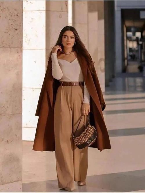 过年锣鼓喧天，穿搭也不能缺少氛围感！这两点，让你的穿搭不普通