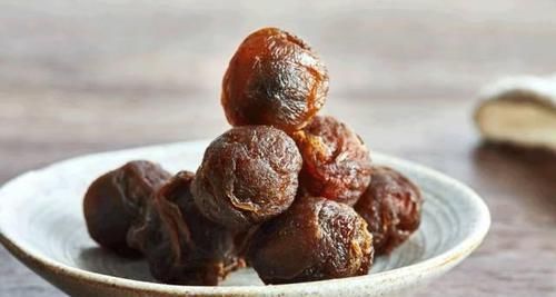 女性到了中年，推荐几种食物，降压减脂，疏通血管，不容错过