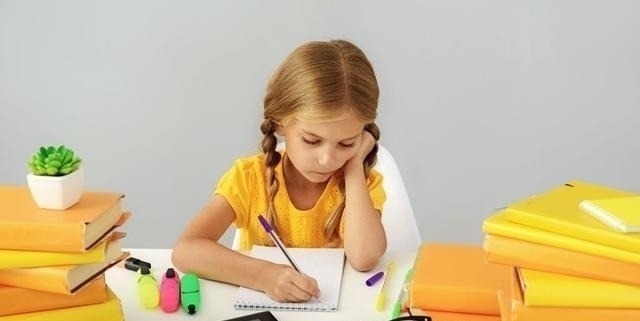 出人头地|长大后有出息的孩子,多半来自这4种家庭,父母别不重视