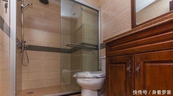 新房买了精装房, 交房时“愣住”了, 这就是所谓的“精装房”