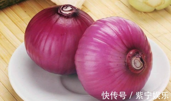 洋葱|洋葱是“血管清道夫”，常吃身体有3个好处，但有一个禁忌需留意