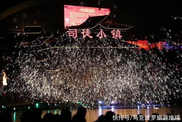 山西新走红一处古镇，虽为仿古建造，景色却丝毫不输周庄