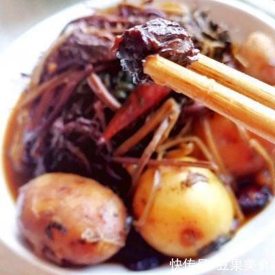 霏源|酱炖小土豆干野菜咸菜