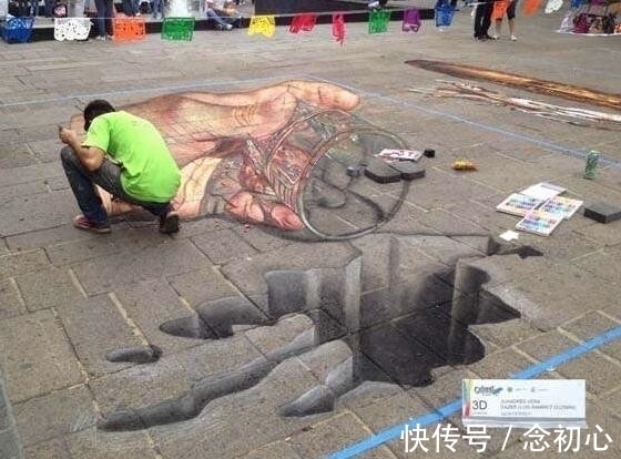 画画&用粉笔在地上画画,涂上颜色,路人都不相信自己的眼睛