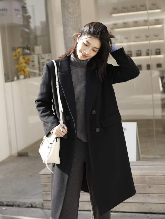 高跟鞋|今年秋天的首选大衣，这4个款式高级又大方，不管怎么穿都显贵