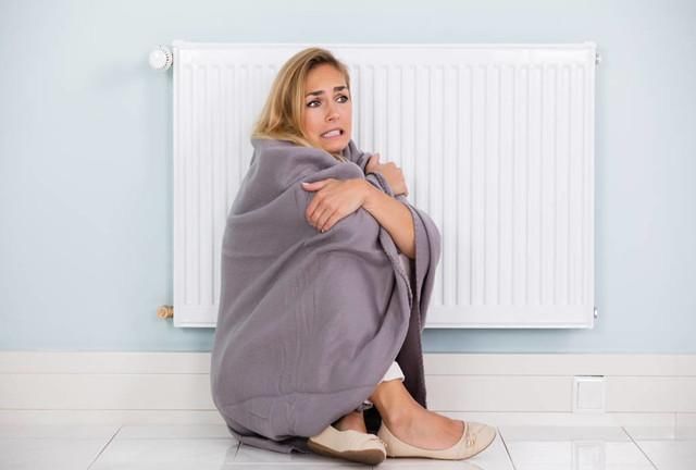 成骨细胞|50岁夫妻双双查出骨质疏松,骨科医生提醒天天吃2物,骨头必遭罪