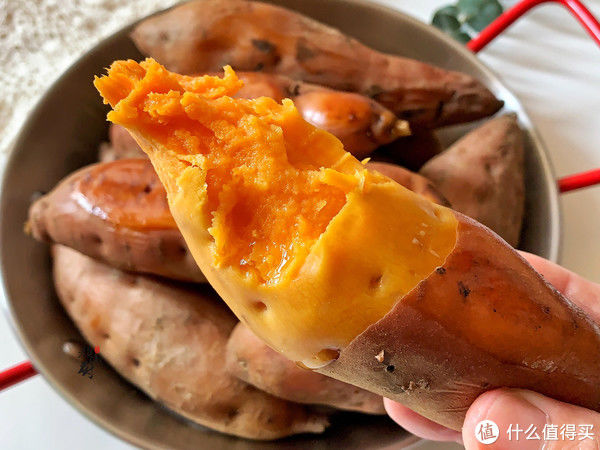电饭锅烤红薯，懒人做法，简单一做就吃到，香甜流油的烤红薯