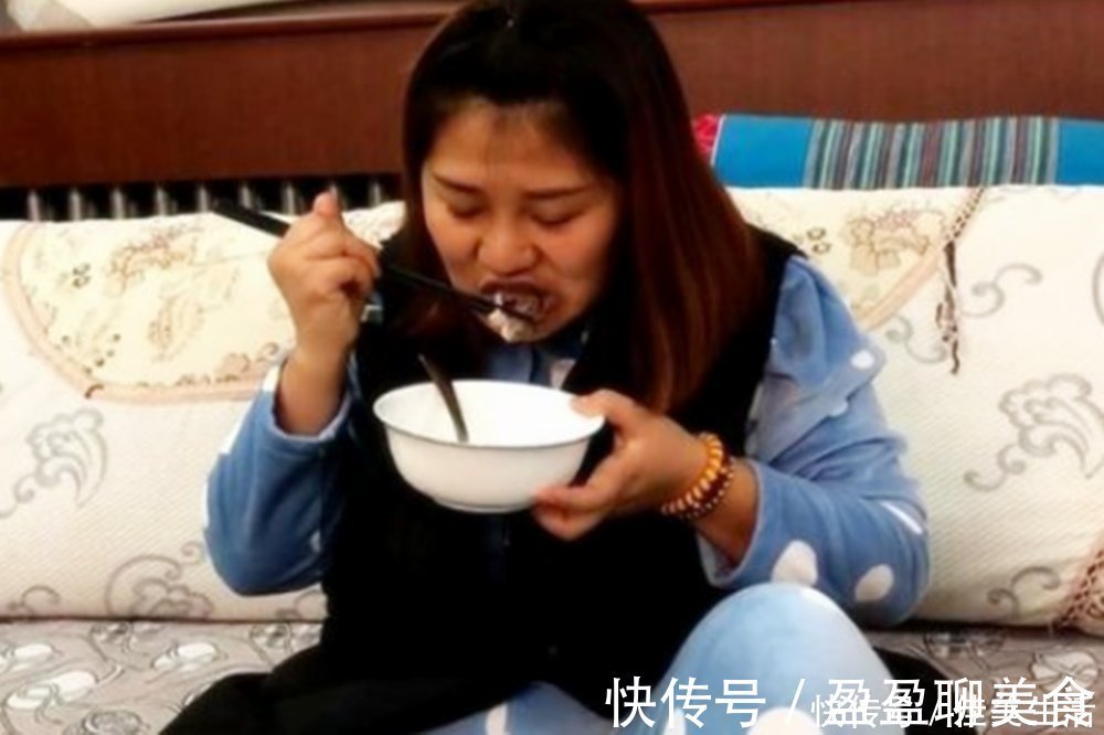 孕期|孕期散步好处多,但要注意避开几个时间段,让胎儿更安全