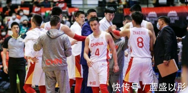 中国男篮|30+8,张镇麟这实力不逊NBA前锋!5中0,国产控卫之神尽显尴尬!