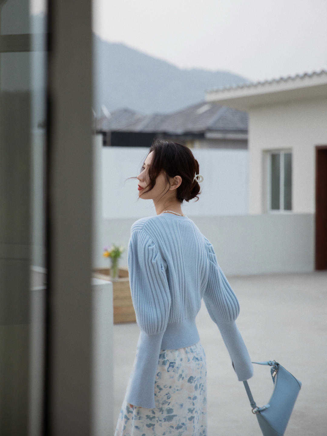 碎花裙|清新减龄的初秋穿搭,懂得配色气质更高级,这三种配色显白又抢眼