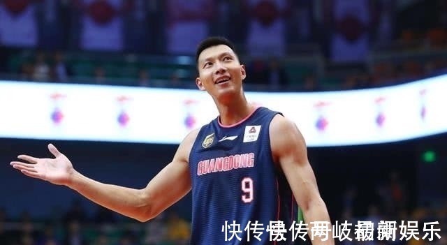 易建联|易建联宣布最新决定,姚明不再退让,男篮一哥生涯迎来拐点