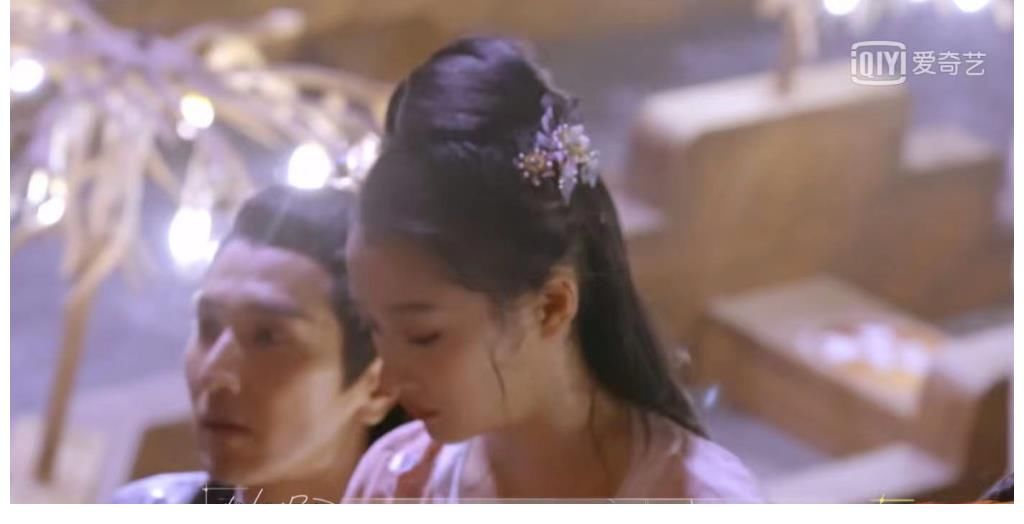 唐九洲|关晓彤作为唯一女嘉宾参加这档节目,又美又瘦还很聪明