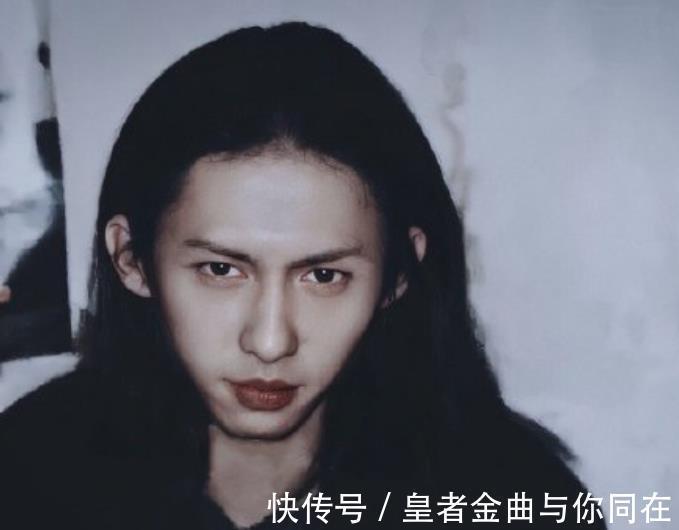 32岁当主唱,酒吧认识女孩爱了20年,连连夺冠的张淇成最大黑马